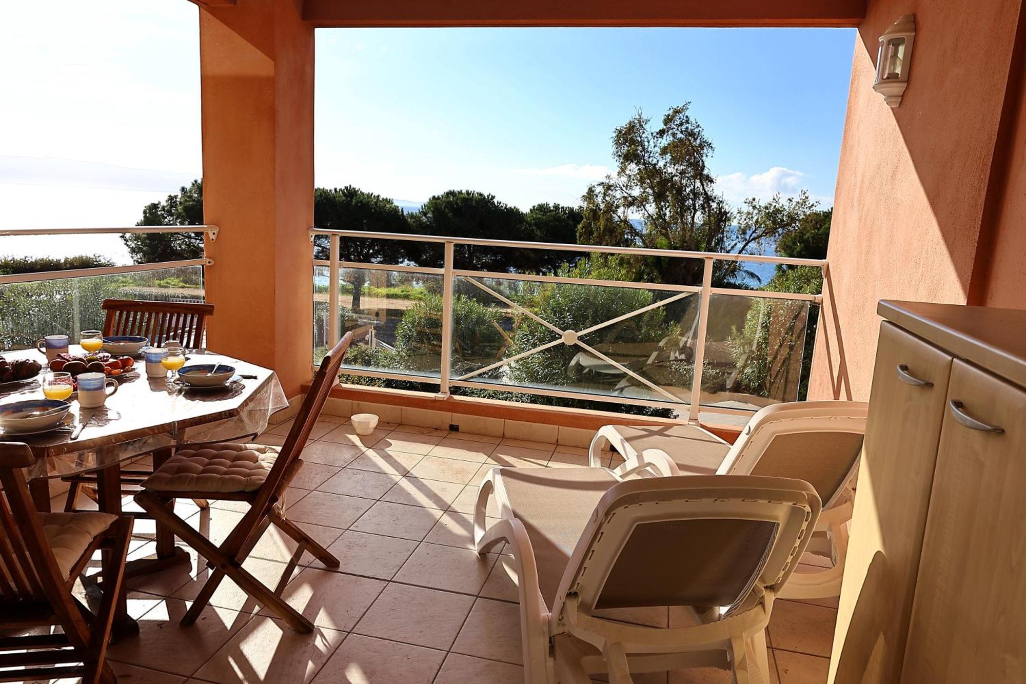 Superbe T2 Vue Mer - Piscine & Plage A 100M Ajaccio  Exterior foto